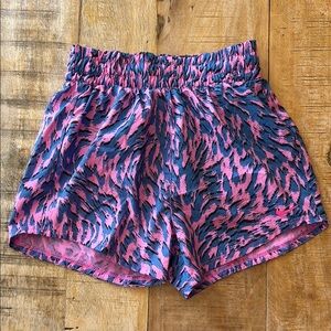 Nike Animal Print Athletic Shorts XS(6/7)